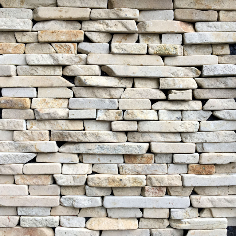 Карпатський піщаник білий не торцьований галтований 2,5 (см)