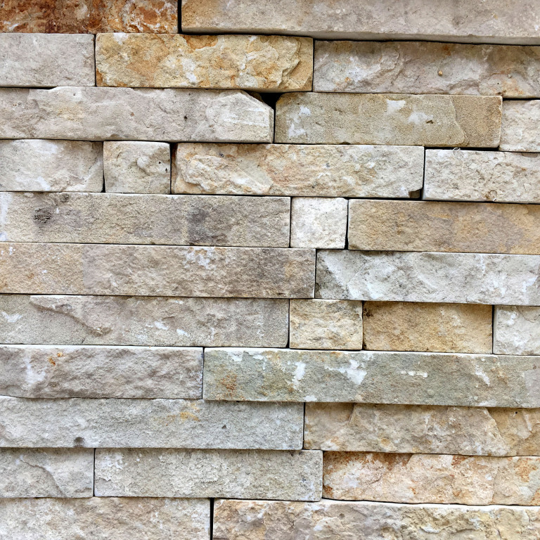 Карпатський піщаник білий торцьований 5 (см)