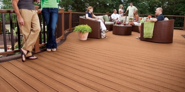 trex_transcend_decking_2-3.jpg
