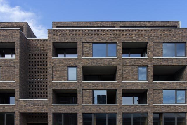 21_10_2013_14_31_49-n7-brick-l-antwerpen-12.jpg