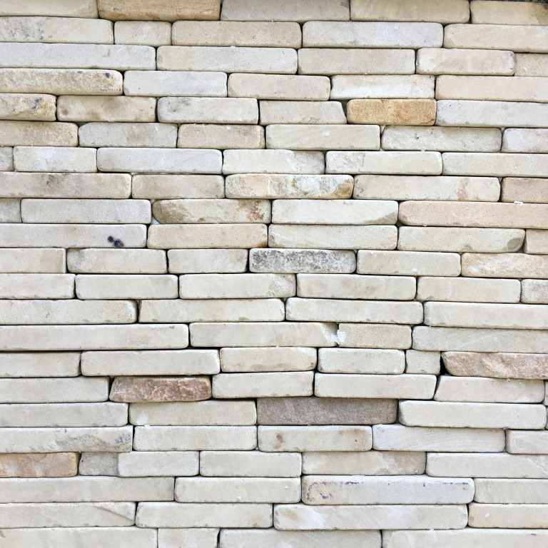 Карпатський піщаник білий торцьований галтований 2,5 (см)